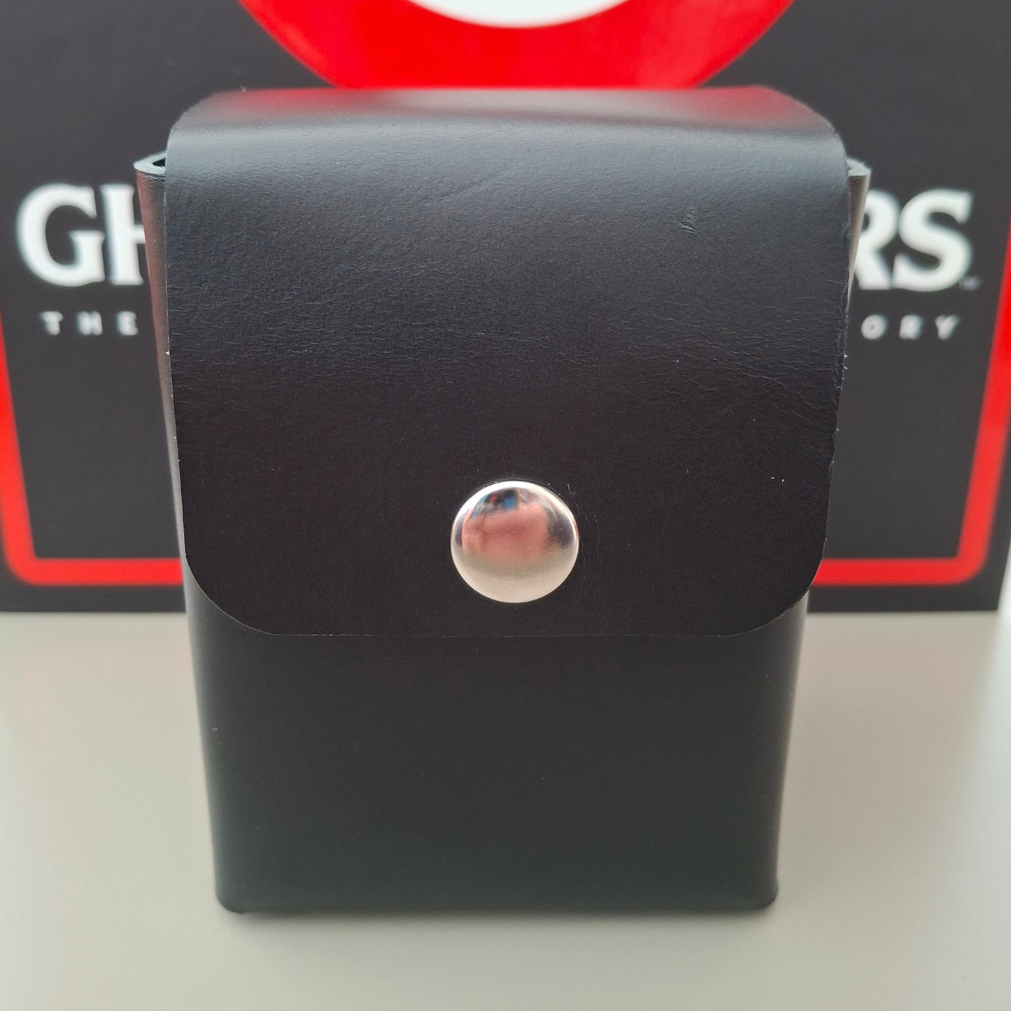 Trading card belt pouch in black or pink leather