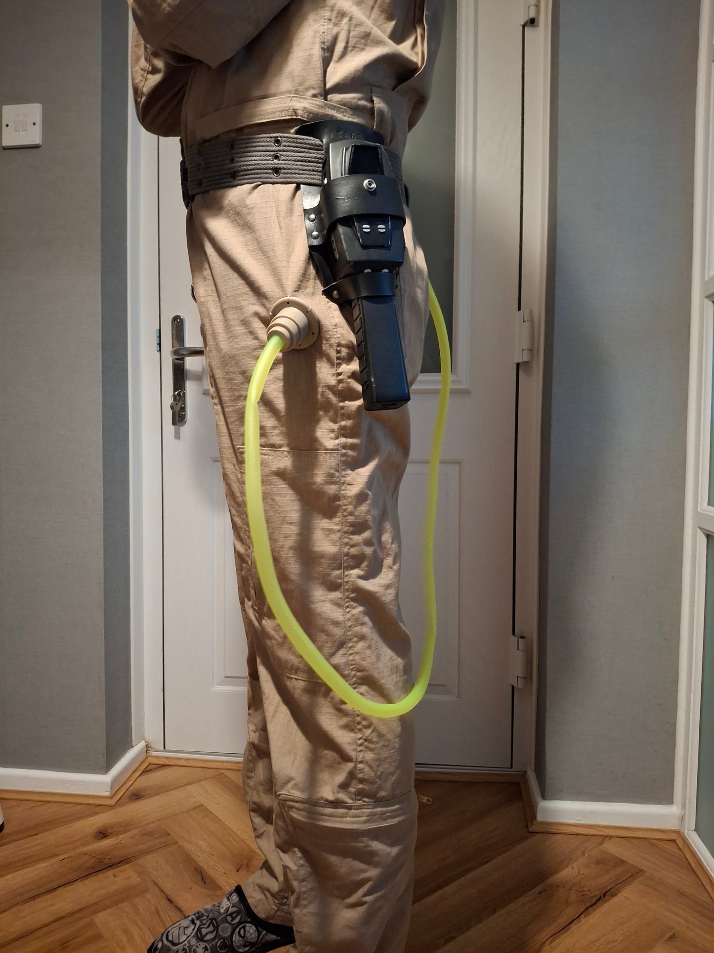 Ghostbusters GB1 or GB2 leg hose & leather belt fob connector.